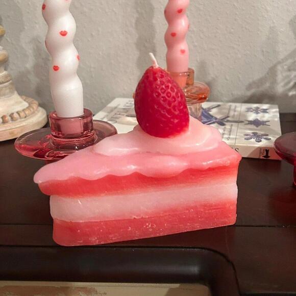 Strawberry Shortcake Candle Target Bullseye Playground - Picture 4 of 5